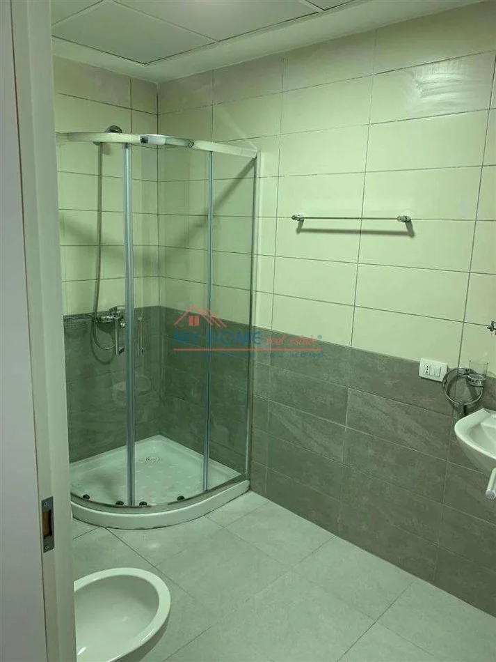 Tirane, jepet me qera apartament 2+1+Ballkon Kati 7, 100 m² 720 € (Don Bosko)