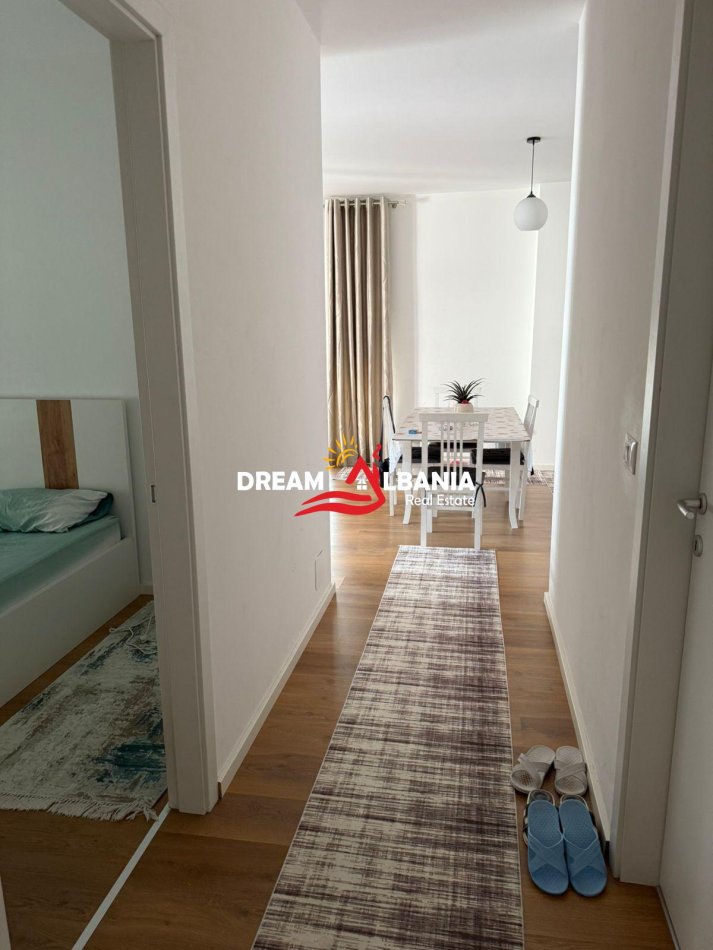 Tirane, jepet me qera apartament 2+1 , 112 m² 750 € 