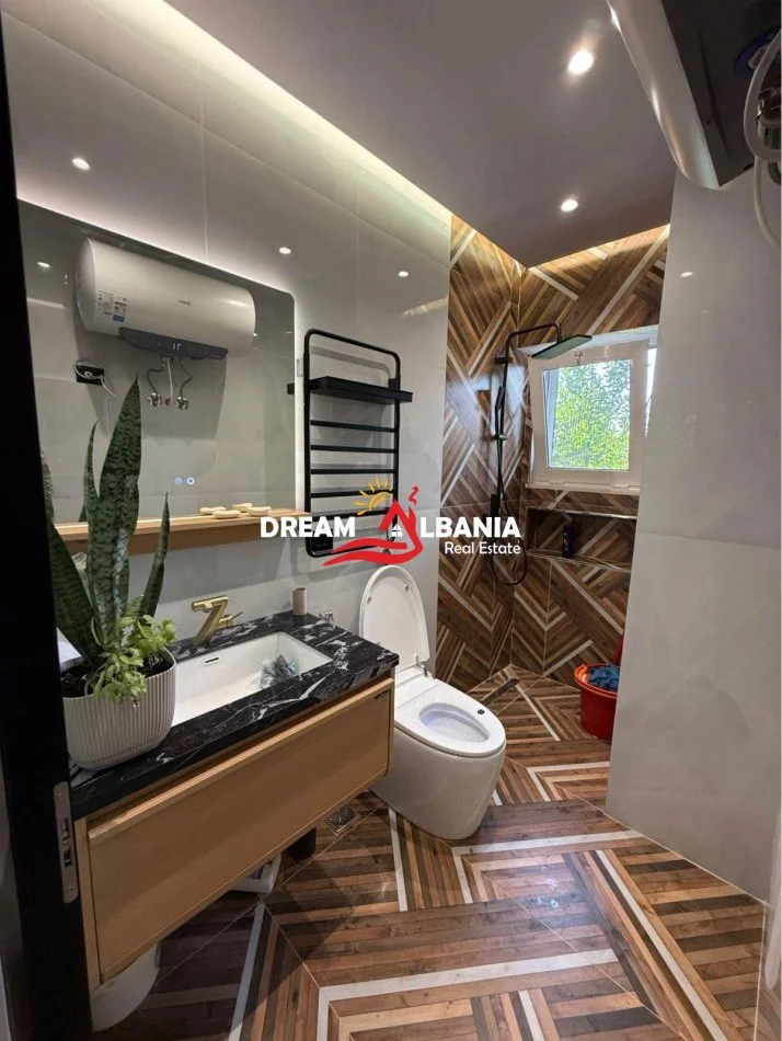 Tirane, jepet me qera apartament 2+1 , 80 m² 600 € (ne Rrugen Peti – Zona e Liqenit te Thate)