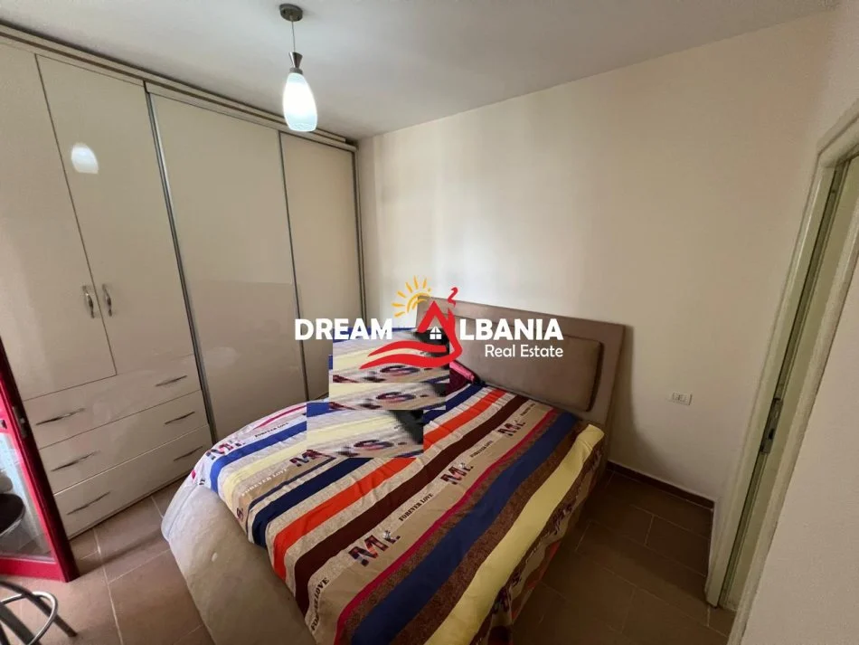 Tirane, jepet me qera apartament 2+1 Kati 5, 100 m² 800 € (Tek Zogu i Zi prane Ring Center)