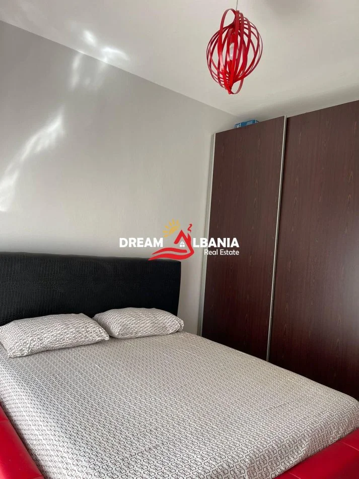 Tirane, jepet me qera apartament 2+1 , 100 m² 650 € (tek 21 Dhjetori prane Mondial)