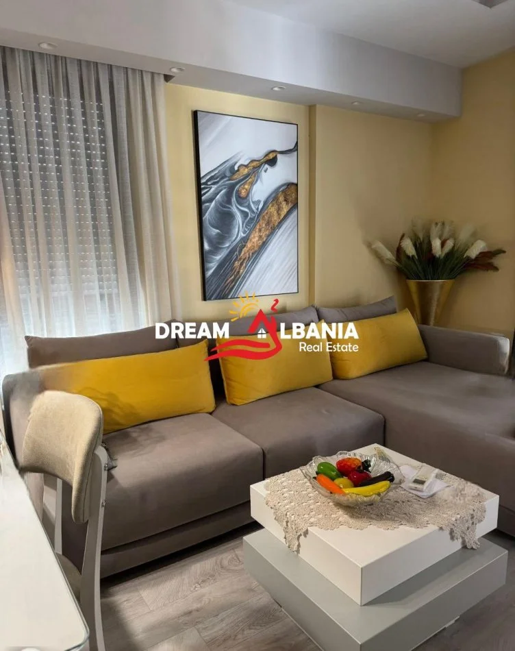 Tirane, jepet me qera apartament 2+1 Kati 5, 96 m² 800 € (Prane Kompleksit Vizion+)