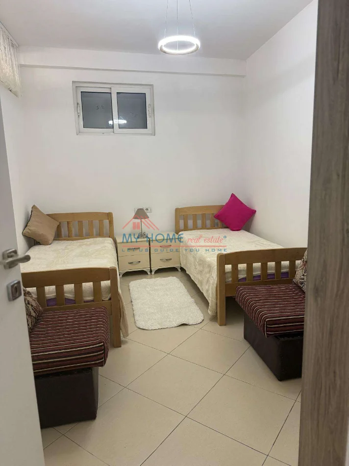 Tirane, jepet me qera apartament 2+1+Ballkon Kati 3, 80 m² 650 € (Inxhinieria e Ndertimit)
