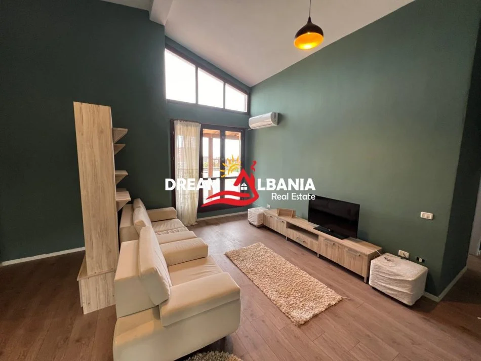 Tirane, jepet me qera apartament 2+1+Ballkon Kati 5, 200 m² 700 € (tek Kopeshti Botanik, prane Xhamise)
