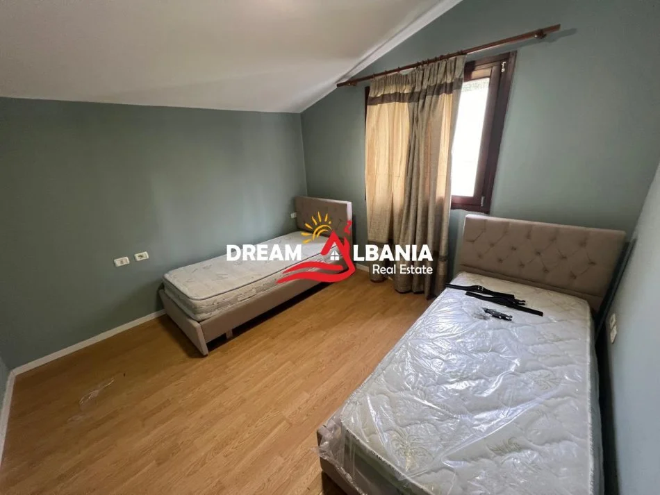 Tirane, jepet me qera apartament 2+1+Ballkon Kati 5, 200 m² 700 € (tek Kopeshti Botanik, prane Xhamise)