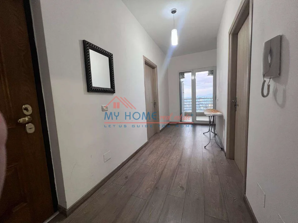 Tirane, jepet me qera apartament 2+1+Ballkon Kati 12, 100 m² 700 € (Rruga Asim Vokshi, Kompleksi Panorama)