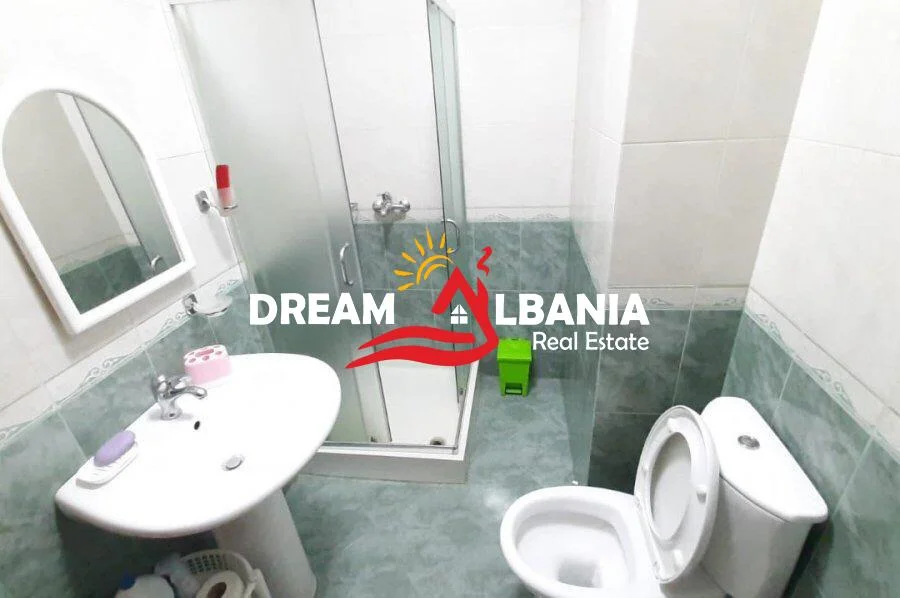 Tirane, jepet me qera apartament 2+1 , 115 m² 700 € (Zogu i Zi prane Karburant Gazhelit)