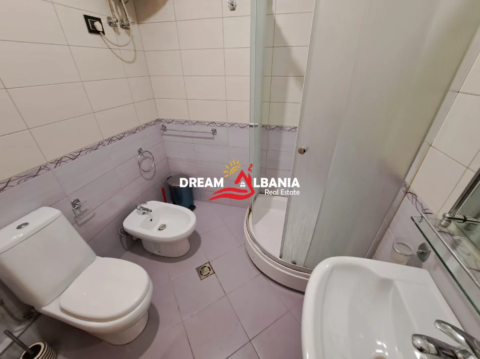 Tirane, shitet apartament 2+1+Ballkon Kati 5, 110 m² 360.000 € (Kika 2)