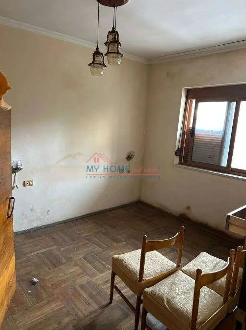 Shqiperi, shitet apartament 2+1+Ballkon Kati 2, 73 m² 135.000 € (Rruga Xhanfize Keko)