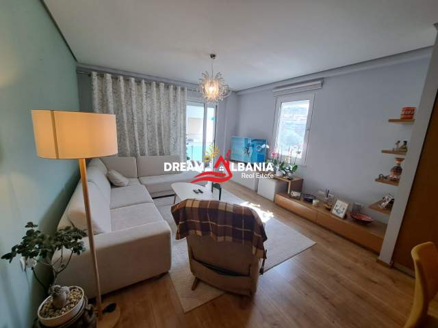 Tirane, shitet apartament 2+1+BLK Kati 3, 114 m² 197.000 Euro (Liqeni i Thate)