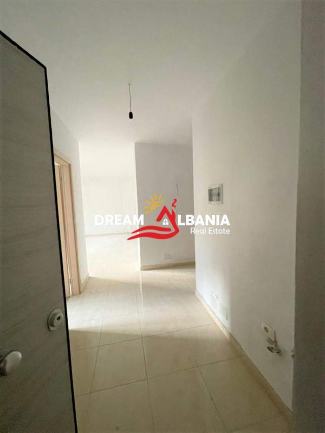 Tirane, shitet apartament 2+1+BLK Kati 2, 91 m² 125.000 Euro (Kopshti Botanik)