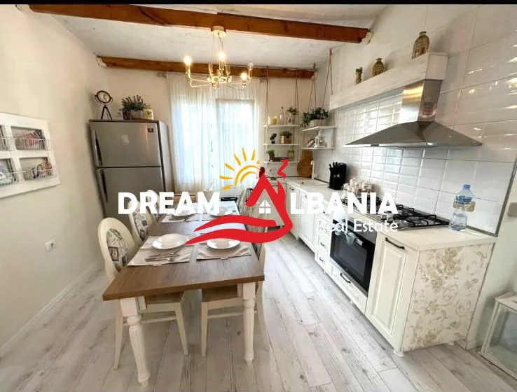 Tirane, shitet apartament 2+1 Kati 4, 99 m² 175.000 € (tek Dispanceria)