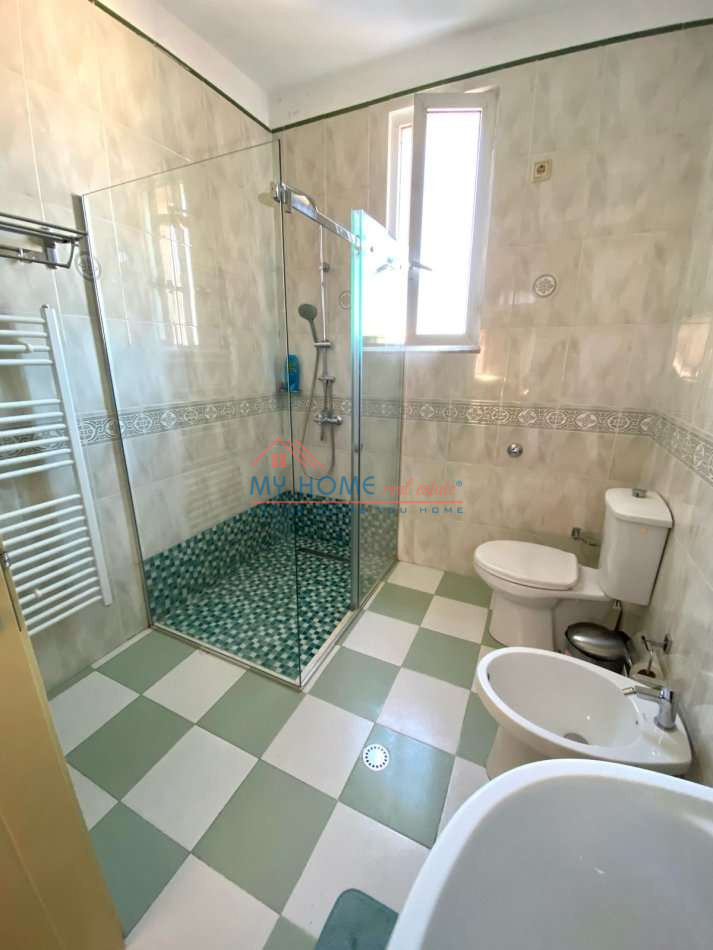 Tirane, shitet apartament 2+1+Ballkon Kati 3, 113 m² 210.000 € (Vasil Shanto)