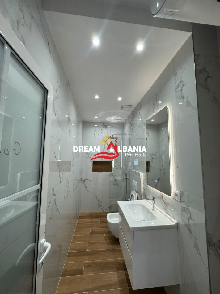 Tirane, shitet apartament 2+1 , 64 m² 168.000 € 