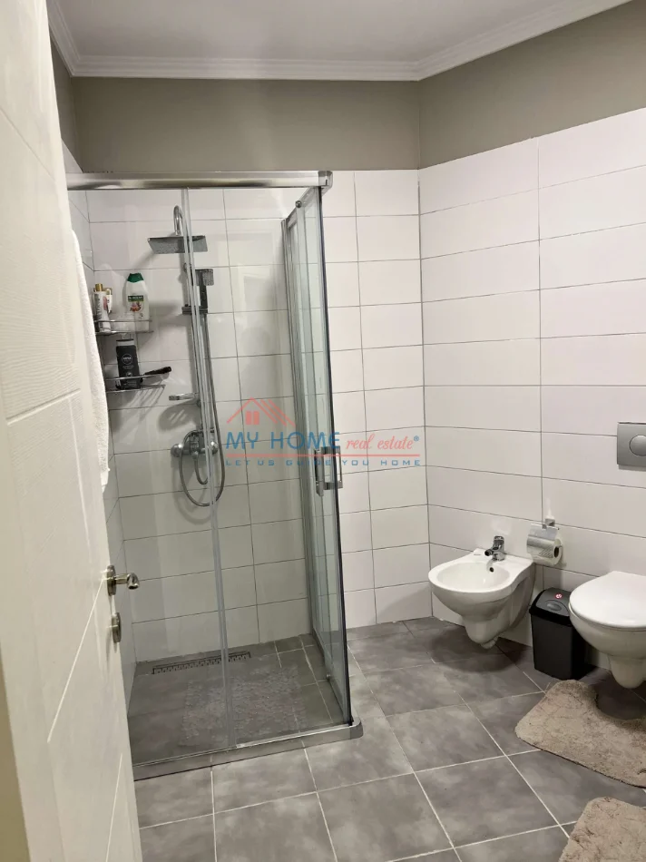 Tirane, shitet apartament 2+1+Ballkon Kati 4, 77 m² 175.000 € (Rruga Besim Alla)