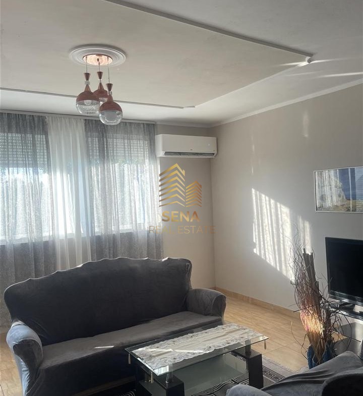 Tirane, jepet me qera shtepi 2+1 Kati 2, 90 m² 350 € (SAUK)