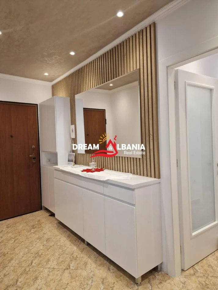 Tirane, jepet me qera apartament 2+1 Kati 6, 110 m² 800 € (ne Don Bosko te Kompleksi Vizion Plus)