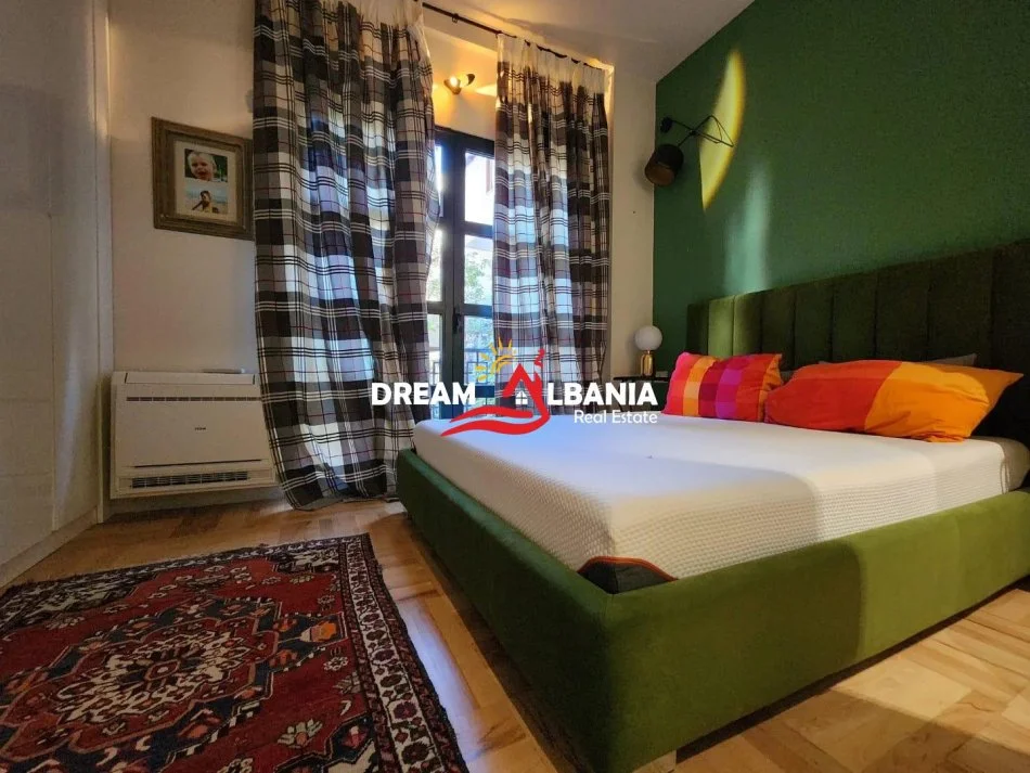 Tirane, jepet me qera apartament 2+1 , 100 m² 700 € (te Kodra e Diellit prane Big Market)