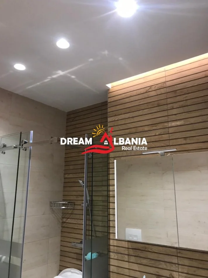 Tirane, shitet apartament 2+1 Kati 4, 111 m² 280.000 € (tek Kompleksi Panorama)