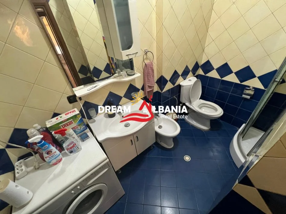 Tirane, jepet me qera 2+1 , 100 m² 600 € (Asim Vokshi me qera prane Harry Fultz)