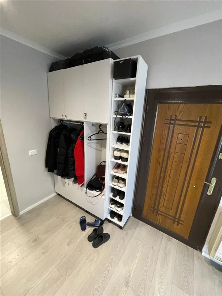 Tirane, shitet apartament 3+1 Kati 4, 110 m² 140.000 € (ASTIR)