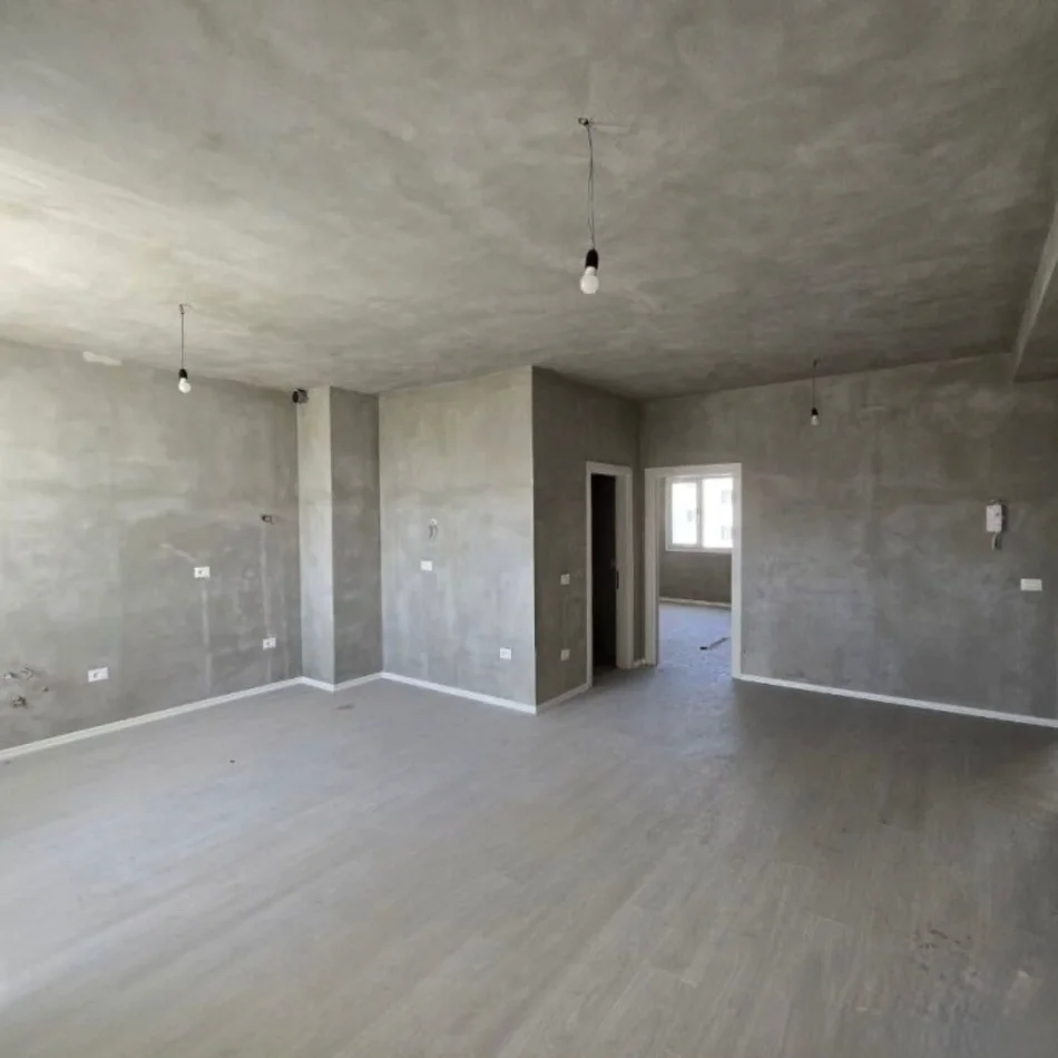 Tirane, shitet apartament 3+1 Kati 9, 136 m² 231.200 € (FUSHA AVIACIONIT)