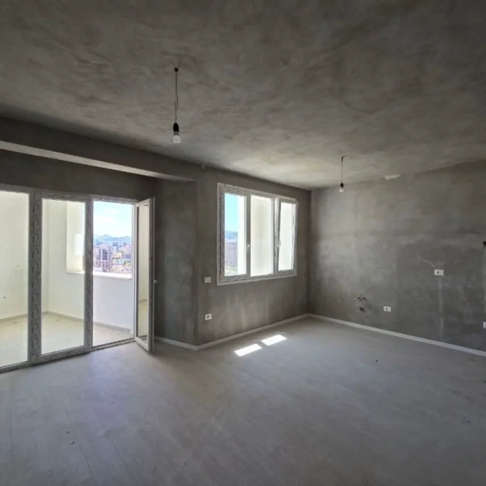 Tirane, shitet apartament 3+1 Kati 9, 136 m² 231.200 € (FUSHA AVIACIONIT)