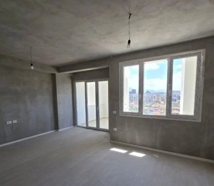 Tirane, shitet apartament 3+1 Kati 9, 136 m² 231.200 € (RIVER REZIDENCE)