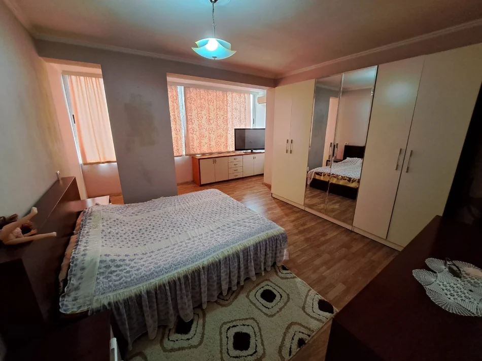 Tirane, shitet apartament 3+1+Ballkon Kati 6, 156 m² 218.400 € (astir)