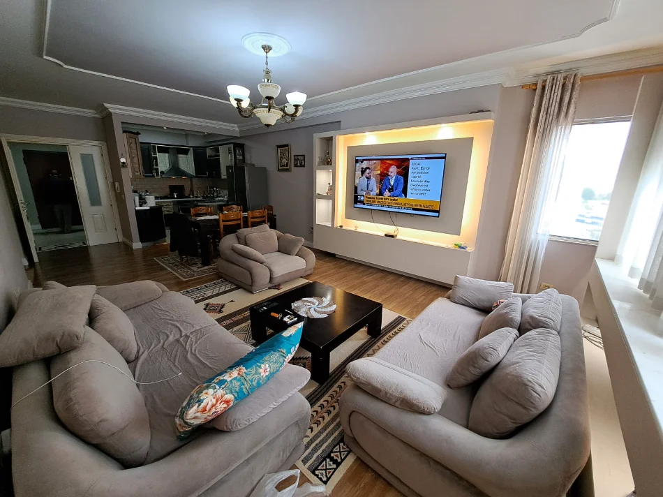 Tirane, shitet apartament 3+1+Ballkon Kati 6, 156 m² 218.400 € (astir)