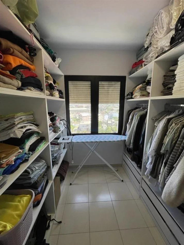 Durres, shitet apartament 3+1 Kati 8, 92 m² 110.000 € (Plepa)