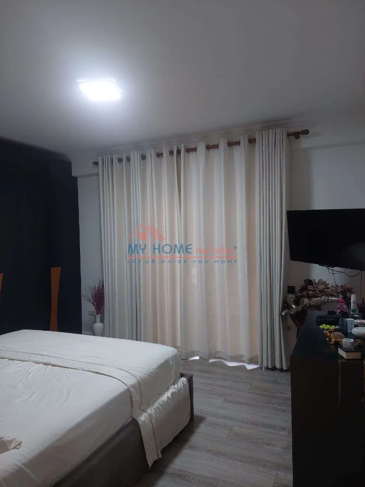 Tirane, jepet me qera apartament 3+1+Aneks+Ballkon Kati 1, 125 m² 1.000 € (Rruga e Dibres)