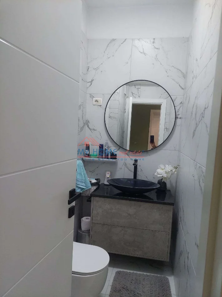 Tirane, jepet me qera apartament 3+1+Aneks+Ballkon Kati 1, 125 m² 1.000 € (Rruga e Dibres)