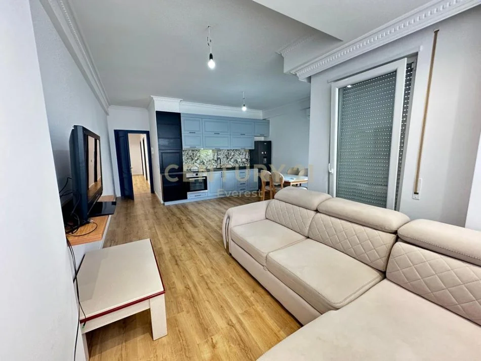 Tirane, shes apartament 2+1 Kati 2, 89 m² 190.000 €