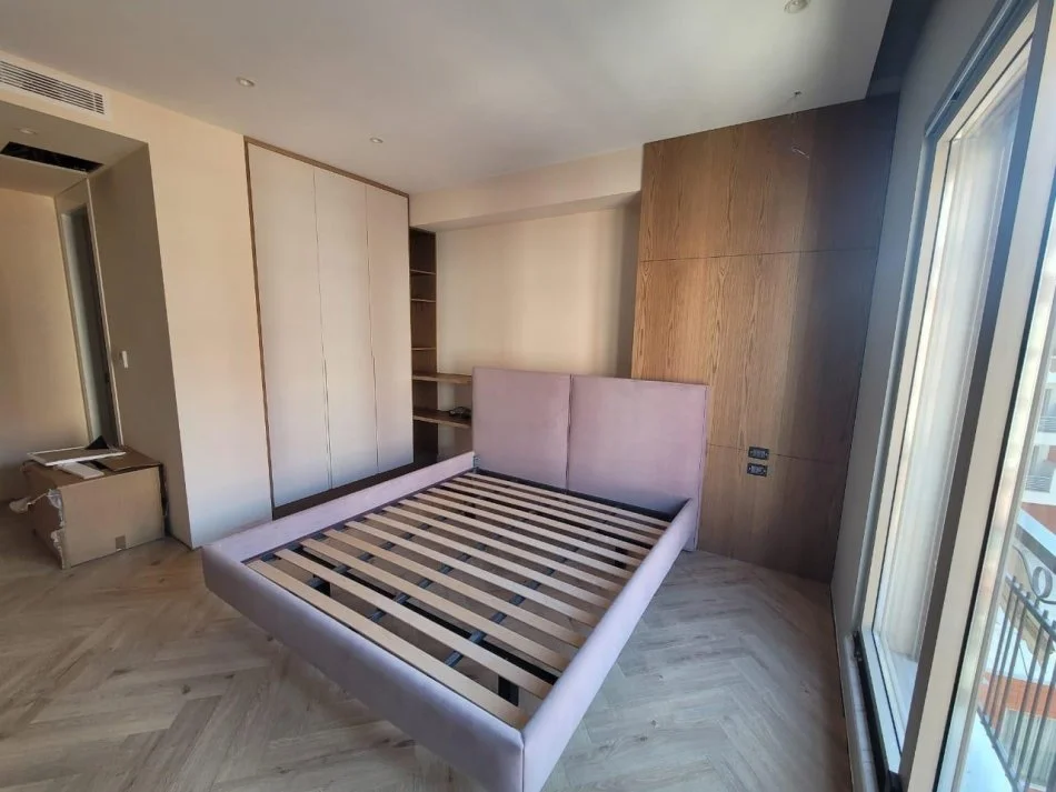 Tirane, jepet me qera apartament 2+1 Kati 3, 110 m² 1.500 € (kompleksi delijorgji)
