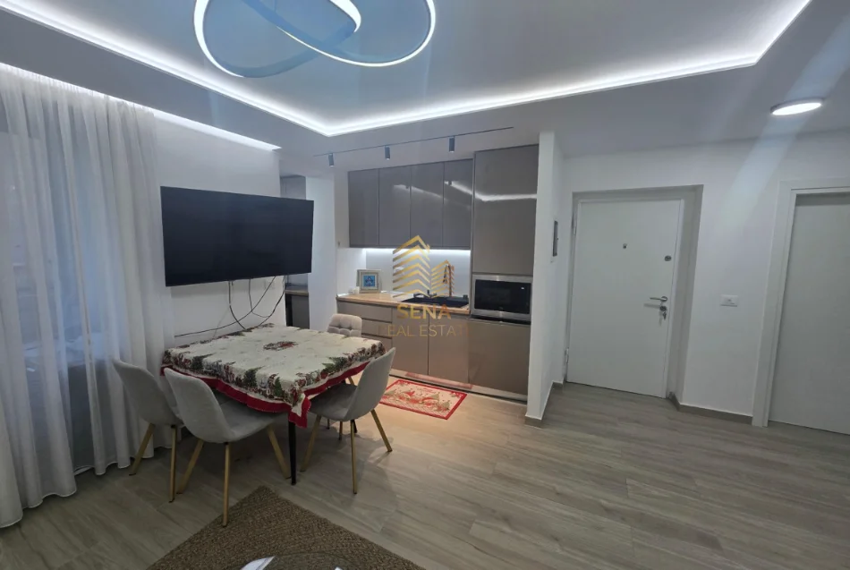 Tirane, shitet apartament 2+1+Ballkon Kati 2, 76 m² 220.000 € (Brryli)