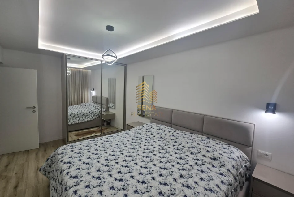 Tirane, shitet apartament 2+1+Ballkon Kati 2, 76 m² 220.000 € (Brryli)