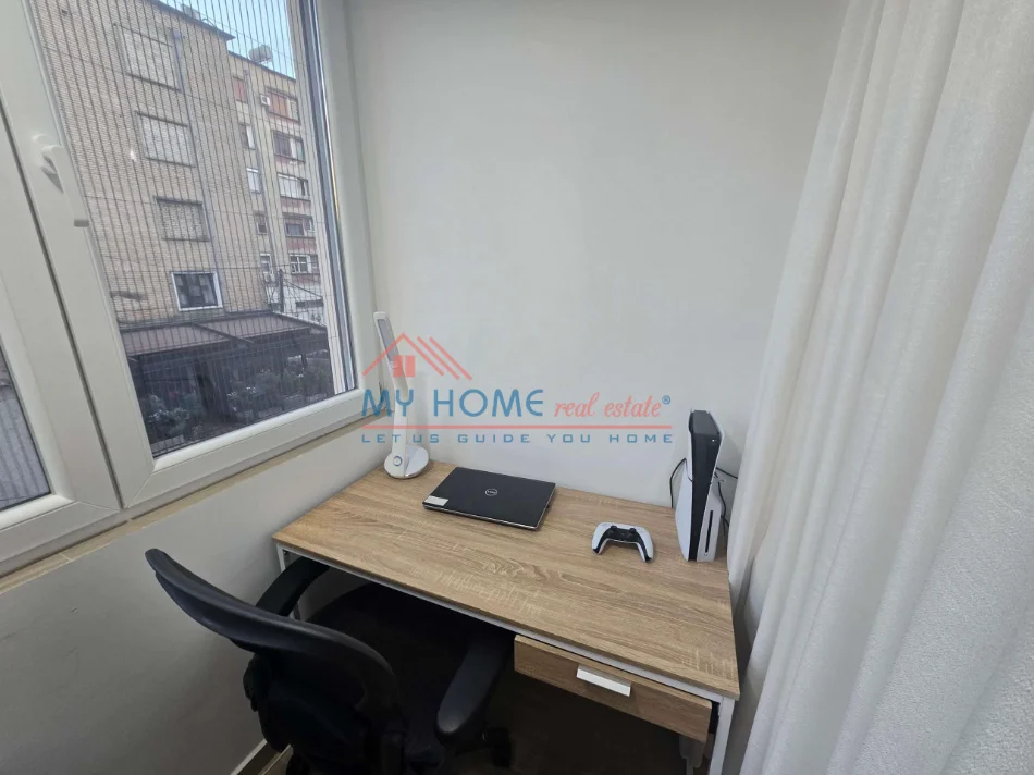 Tirane, shitet apartament 2+1+Ballkon Kati 2, 78 m² 220.000 € (Brryli)