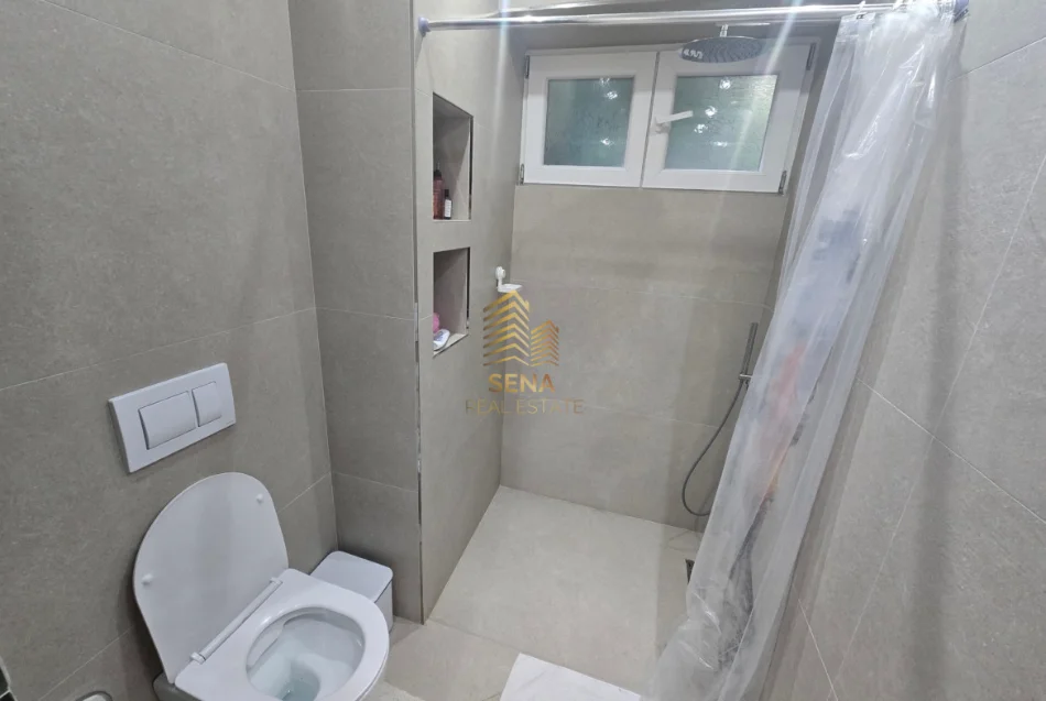 Tirane, shitet apartament 2+1+Ballkon Kati 2, 76 m² 220.000 € (Brryli)