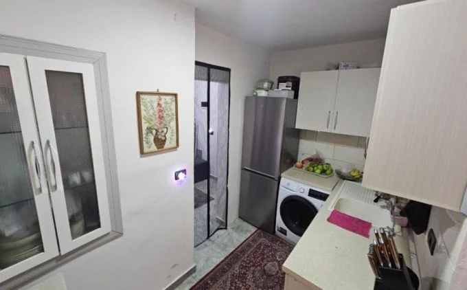 Tirane, jepet me qera apartament 1+1+Aneks Kati 2, 60 m² 500 € (tek Brryli , Comodita Home (Brryli).)