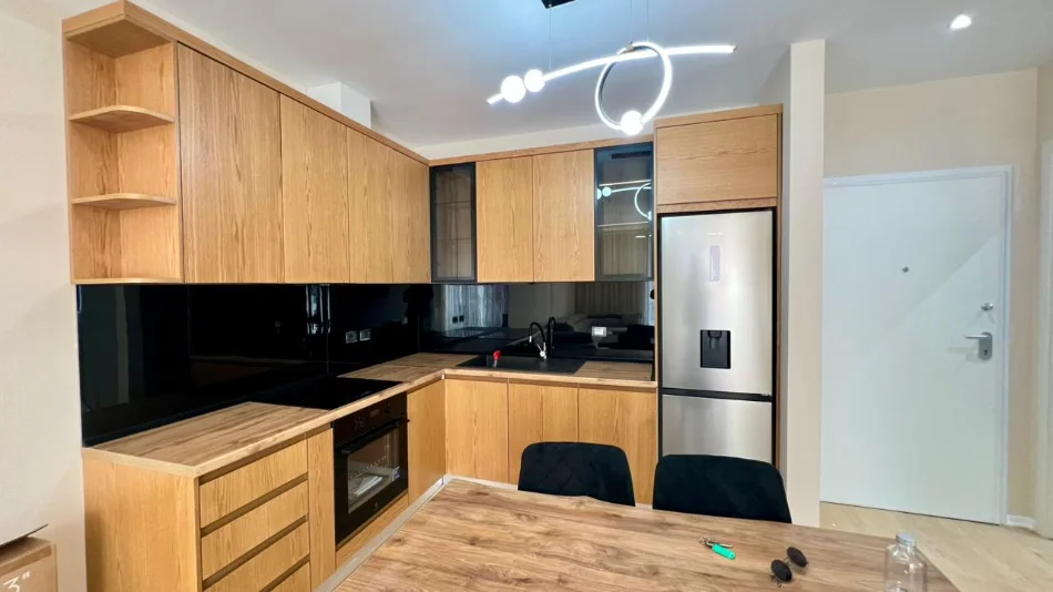 Hera e Pare me Qera✨️: 1+1📍Bulevardi i Ri (Prane Spak) - 65,000 Lek/Muaj - S.65m² | 100% e Re & e Pabanuar me Pare⚜️