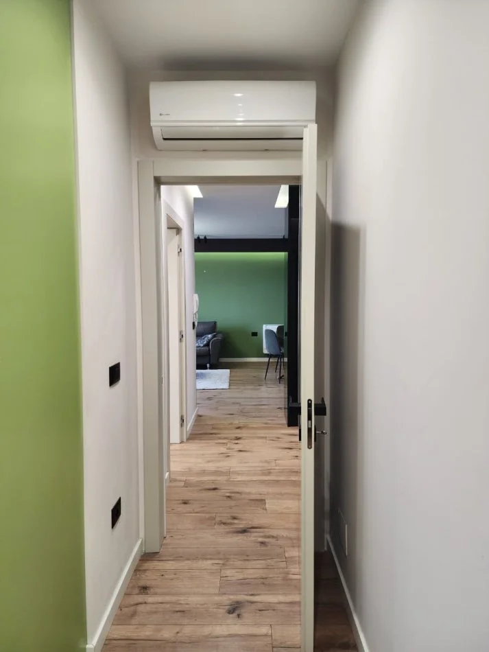 ME QIRA; Super apartament  2+1+2 wc+ 1 Poste parkimi (📍Parku Olimpike - Kompleksi Dinamo )  || 105 m2  1300 €/Muaj || ( përfshirë dhe parkimin)