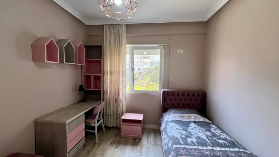 Jepet me Qera: 2+1+2Ballkone 📍Kopshti Botanik (Prane Xhamise) - 58,000 Leke/Muaj - Kati.1 - Sp.110m² || I investuar ne Detaje️