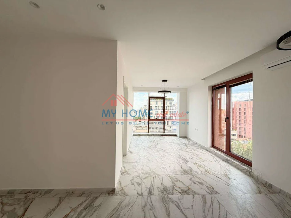 Tirane, jepet me qera ambjent biznesi Kati 7, 70 m² 1.050 € (Rruga e kavajes)