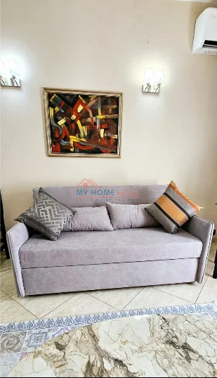 Tirane, jepet me qera apartament 1+1+Ballkon Kati 4, 75 m² 600 € (Rruga e Kavajes)