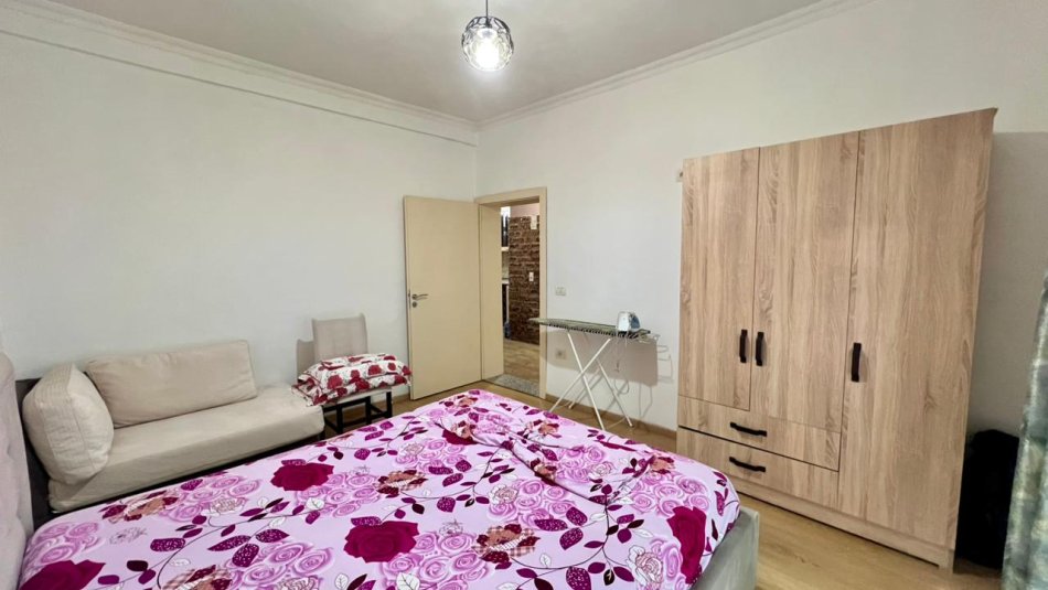 *Me Qera : 2+1+2Ballkone📍Zogu i Zi (Te Rrethrrotullimi⚡️) - 550€ - S.75m² - Kt.3 || I Mobiluar dhe Investuar se Fundmi🤯🔥 *