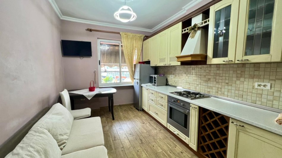 *Me Qera : 2+1+2Ballkone📍Zogu i Zi (Te Rrethrrotullimi⚡️) - 550€ - S.75m² - Kt.3 || I Mobiluar dhe Investuar se Fundmi🤯🔥 *