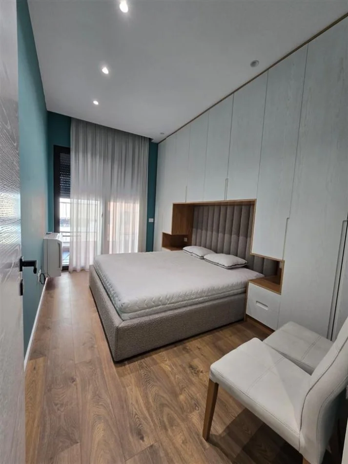 Tirane, jepet me qera apartament 1+1 Kati 4, 72 m² 850 € (KOMPLEKSI DELIJORGJI)