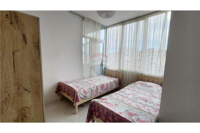 Tirane, jepet me qera apartament 2+1+BLK Kati 5, 100 m² 550 Euro (Petro Nini Luarasi)