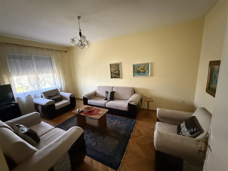 Shqiperi, jepet me qera apartament 1+1+Ballkon Kati 4, 60 m² 500 € (Vasil Shanto)